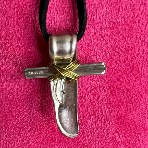 Adoration Cross Necklace Handcrafted Spoon Silver - Picture 8 of 12